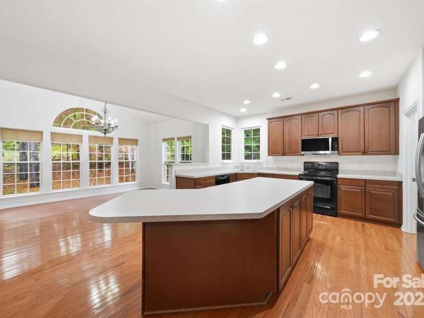 109 Braxton Gate Court, Mount Holly, NC 28120.  MLS# CAR4332584, YatesRealty ID 27103. 