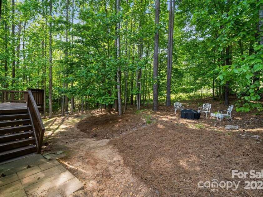 109 Braxton Gate Court, Mount Holly, NC 28120.  MLS# CAR4332584, YatesRealty ID 27103. 