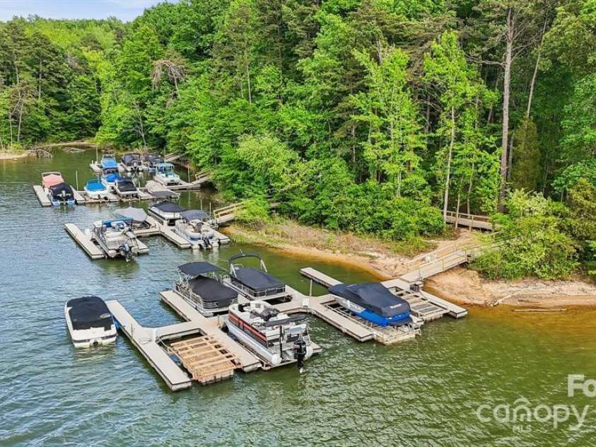 109 Braxton Gate Court, Mount Holly, NC 28120.  MLS# CAR4332584, YatesRealty ID 27103. 