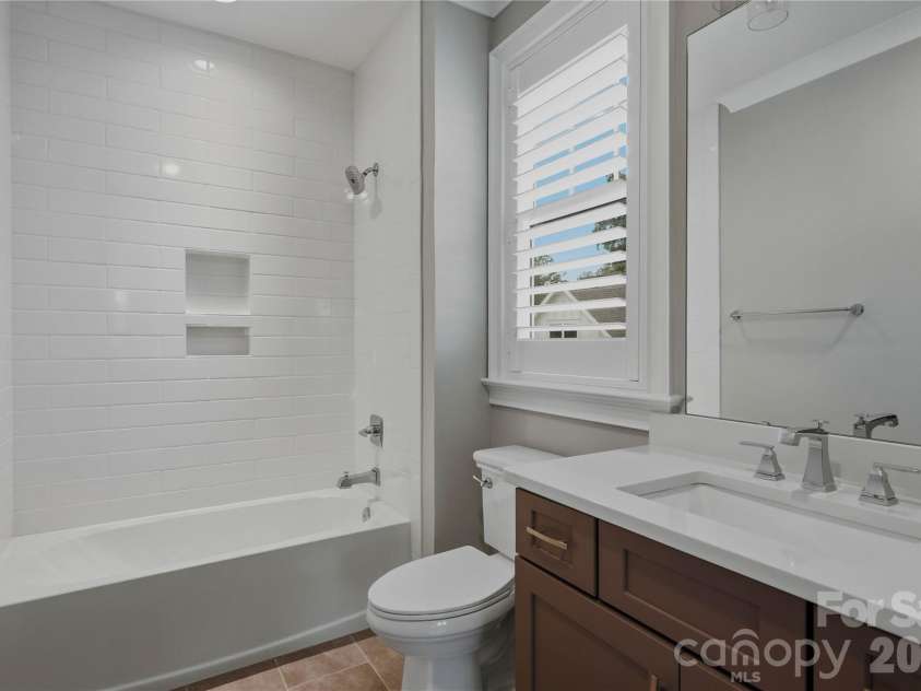 115 Little Indian Loop, Mooresville, NC 28117.  MLS# CAR4385176, YatesRealty ID 27104. 