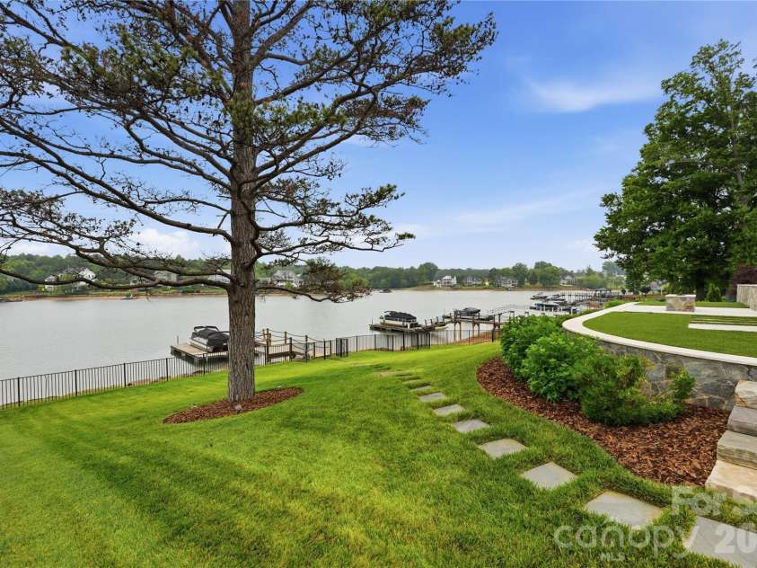 115 Little Indian Loop, Mooresville, NC 28117.  MLS# CAR4385176, YatesRealty ID 27104. 