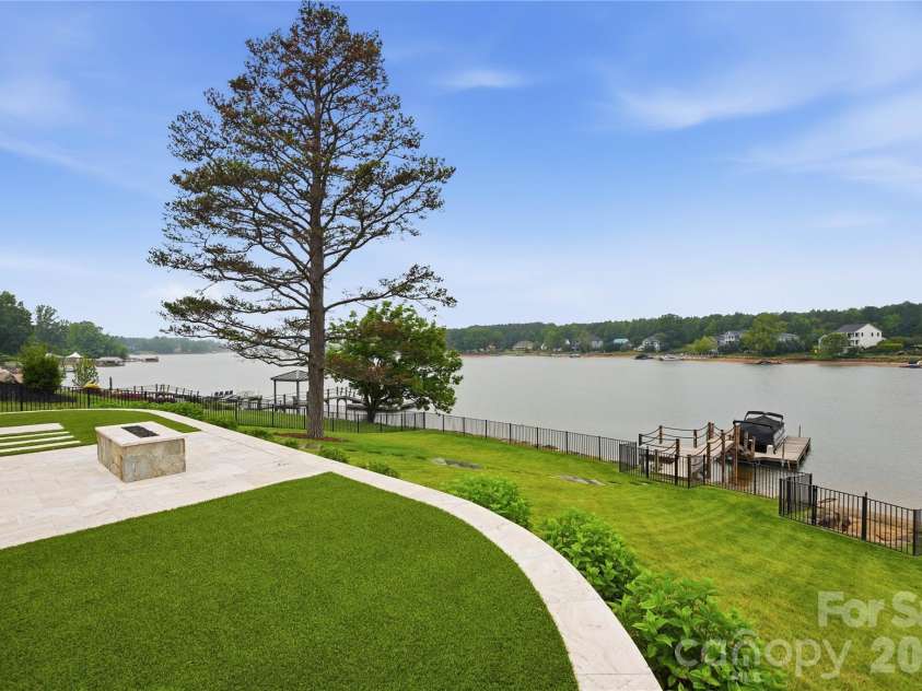115 Little Indian Loop, Mooresville, NC 28117.  MLS# CAR4385176, YatesRealty ID 27104. 