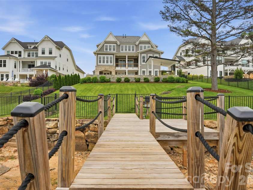 115 Little Indian Loop, Mooresville, NC 28117.  MLS# CAR4385176, YatesRealty ID 27104. 