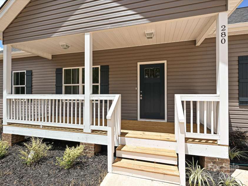 280 Old Pinckney Road, York, SC 29745.  MLS# CAR4278541, YatesRealty ID 27104. 