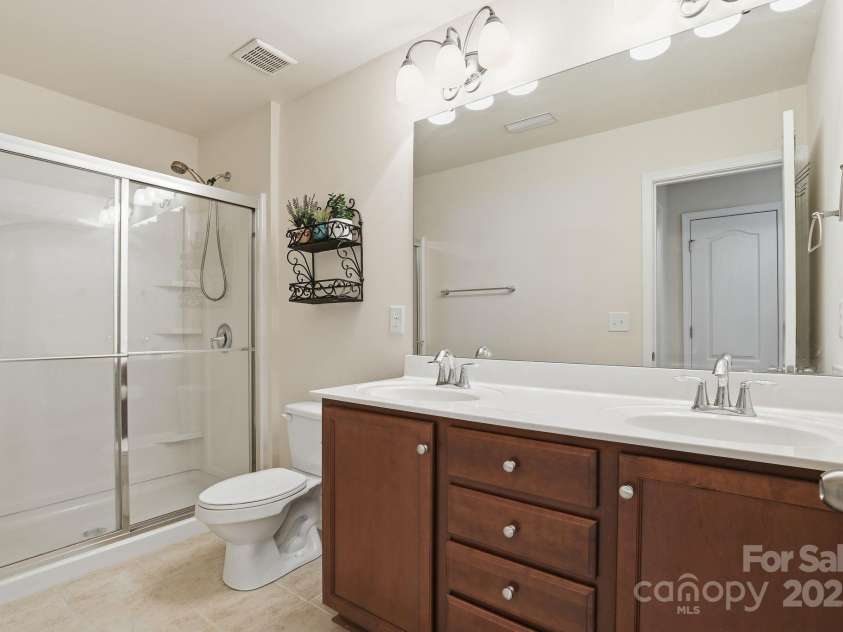 159 Warfield Drive, Mooresville, NC 28115.  MLS# CAR4274419, YatesRealty ID 27105. 