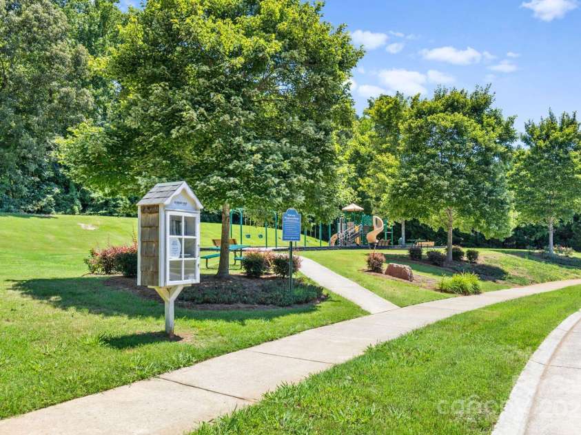 159 Warfield Drive, Mooresville, NC 28115.  MLS# CAR4274419, YatesRealty ID 27105. 