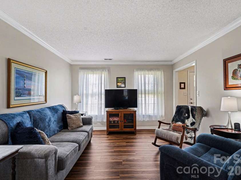 2724 Artesian Court, Charlotte, NC 28270.  MLS# CAR4359309, YatesRealty ID 27106. 