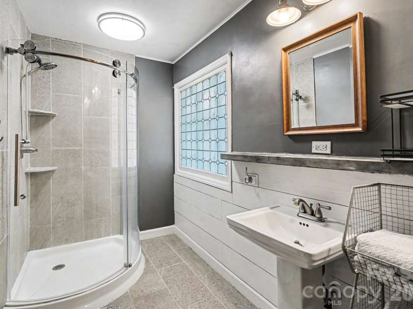 2724 Artesian Court, Charlotte, NC 28270.  MLS# CAR4359309, YatesRealty ID 27106. 