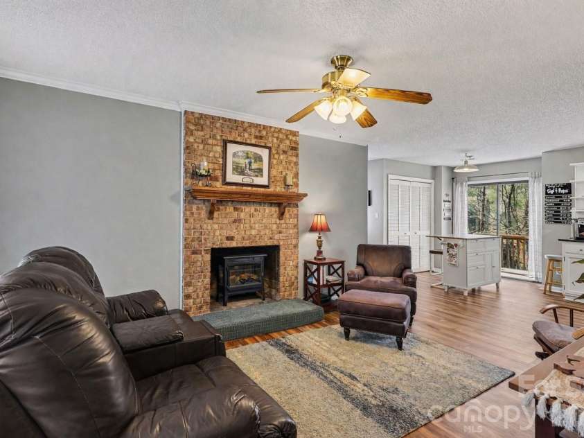 2724 Artesian Court, Charlotte, NC 28270.  MLS# CAR4359309, YatesRealty ID 27106. 