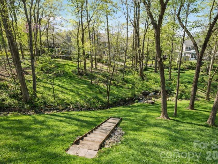 2724 Artesian Court, Charlotte, NC 28270.  MLS# CAR4359309, YatesRealty ID 27106. 