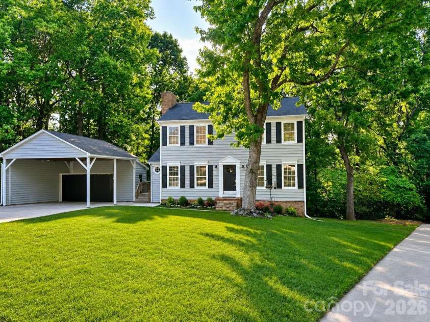 2724 Artesian Court, Charlotte, NC 28270.  MLS# CAR4359309, YatesRealty ID 27106. 
