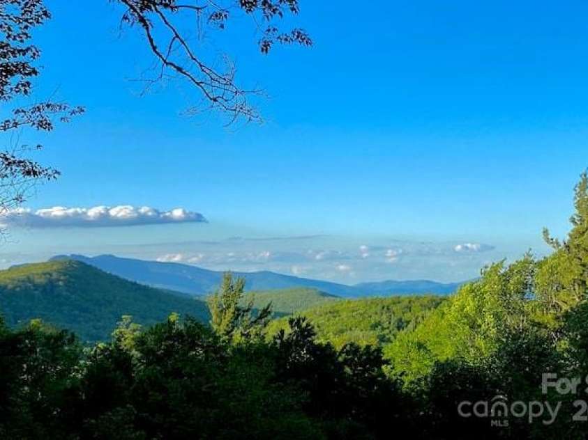 7109 Grandview Extension, Newland, NC 28657.  MLS# CAR4275599, YatesRealty ID 27106. 