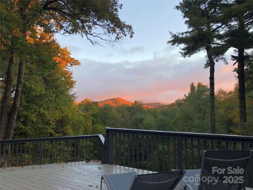 7109 Grandview Extension, Newland, NC 28657.  MLS# CAR4275599, YatesRealty ID 27106. 