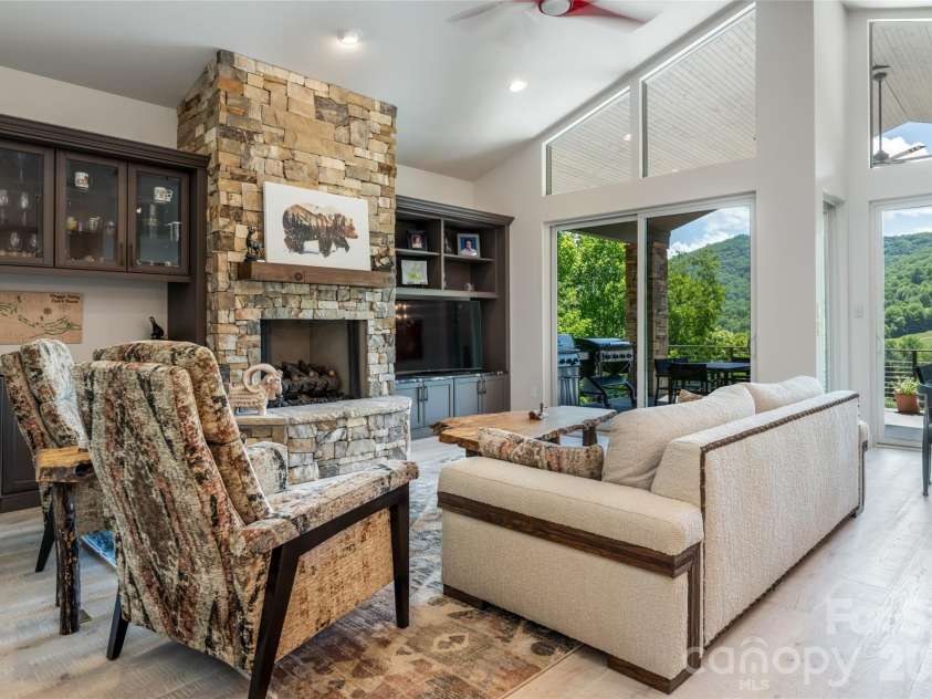 110 Plateau Drive, Maggie Valley, NC 28751.  MLS# CAR4372593, YatesRealty ID 27107. 