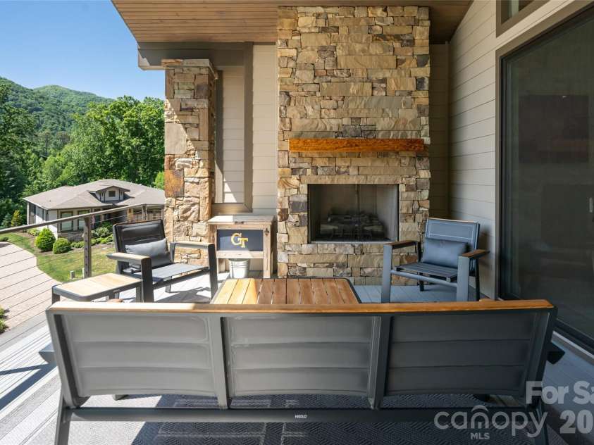 110 Plateau Drive, Maggie Valley, NC 28751.  MLS# CAR4372593, YatesRealty ID 27107. 