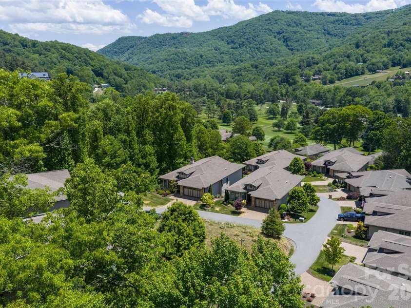 110 Plateau Drive, Maggie Valley, NC 28751.  MLS# CAR4372593, YatesRealty ID 27107. 
