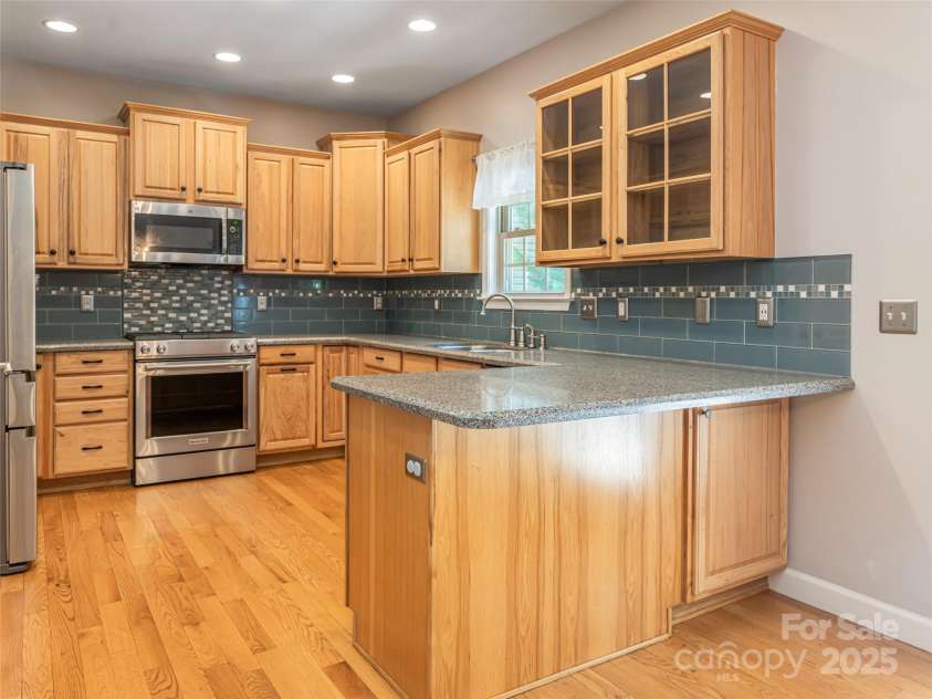 19 Driftstone Circle, Arden, NC 28704.  MLS# CAR4275668, YatesRealty ID 27108. 