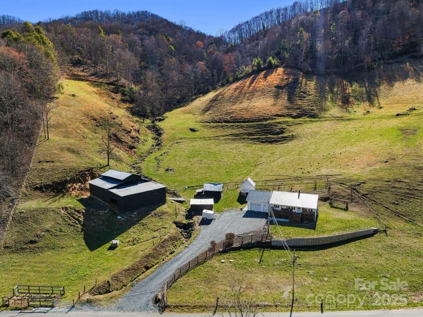 867 Indian Creek Road, Burnsville, NC 28714.  MLS# CAR4231140, YatesRealty ID 2711. 