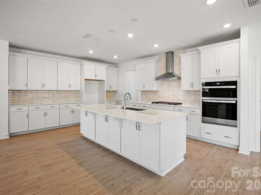 1023 WT Ferguson Drive, Matthews, NC 28104.  MLS# CAR4323226, YatesRealty ID 27111. 