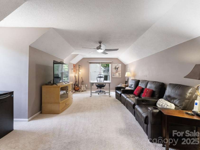 2111 Caleo Circle, Charlotte, NC 28270.  MLS# CAR4278666, YatesRealty ID 27111. 