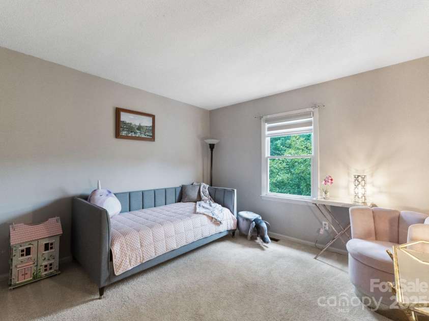 2111 Caleo Circle, Charlotte, NC 28270.  MLS# CAR4278666, YatesRealty ID 27111. 