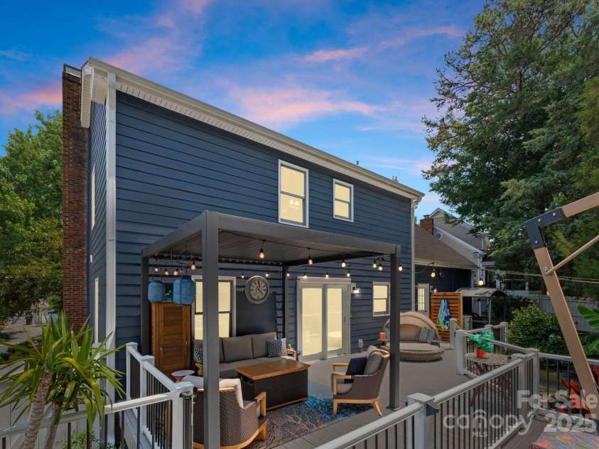 2111 Caleo Circle, Charlotte, NC 28270.  MLS# CAR4278666, YatesRealty ID 27111. 