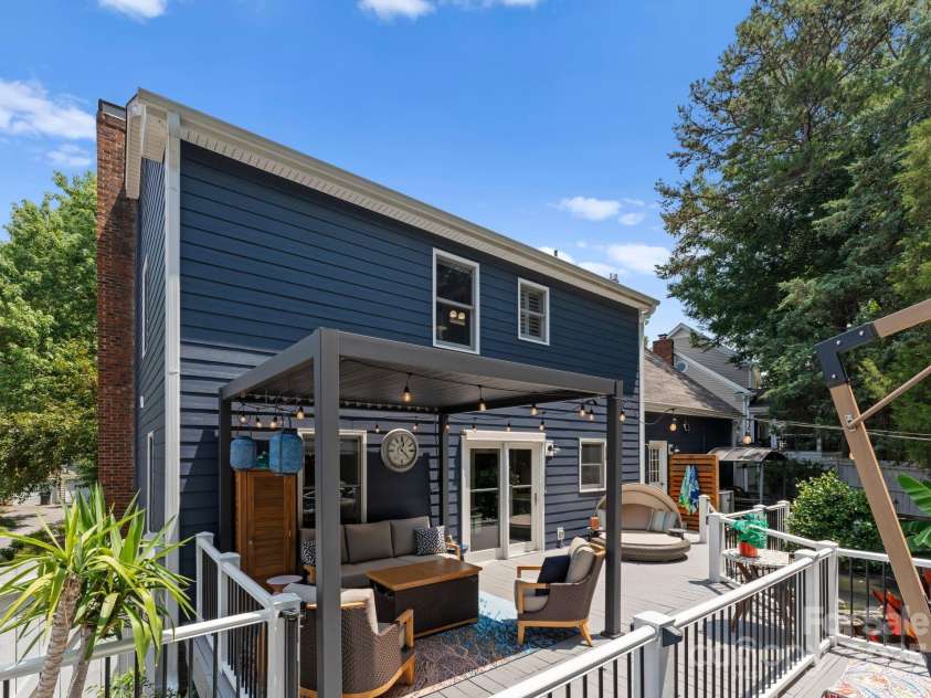 2111 Caleo Circle, Charlotte, NC 28270.  MLS# CAR4278666, YatesRealty ID 27111. 