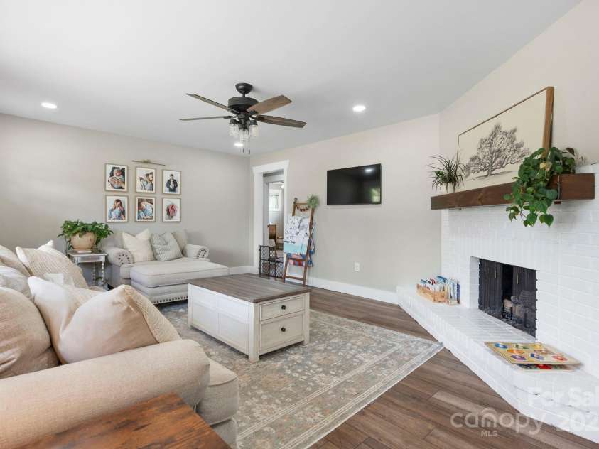 4180 Lower Cedar Valley Road, Hudson, NC 28638.  MLS# CAR4281005, YatesRealty ID 27112. 