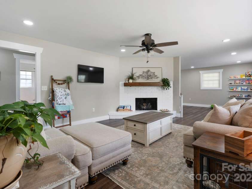 4180 Lower Cedar Valley Road, Hudson, NC 28638.  MLS# CAR4281005, YatesRealty ID 27112. 