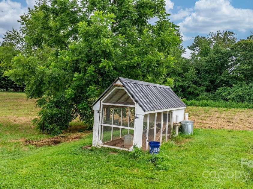 4180 Lower Cedar Valley Road, Hudson, NC 28638.  MLS# CAR4281005, YatesRealty ID 27112. 