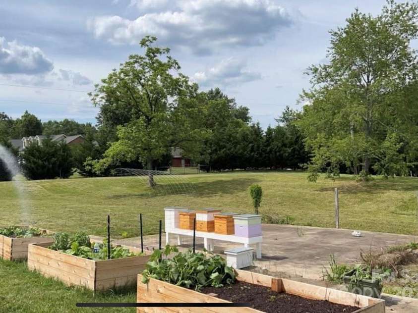 4180 Lower Cedar Valley Road, Hudson, NC 28638.  MLS# CAR4281005, YatesRealty ID 27112. 