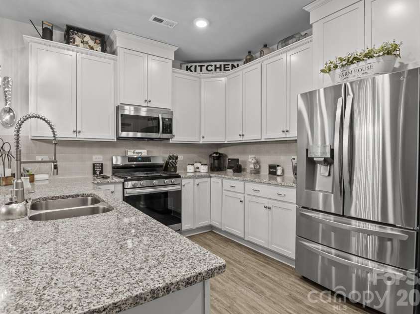 7172 Indigo Way, Denver, NC 28037.  MLS# CAR4384433, YatesRealty ID 27112. 