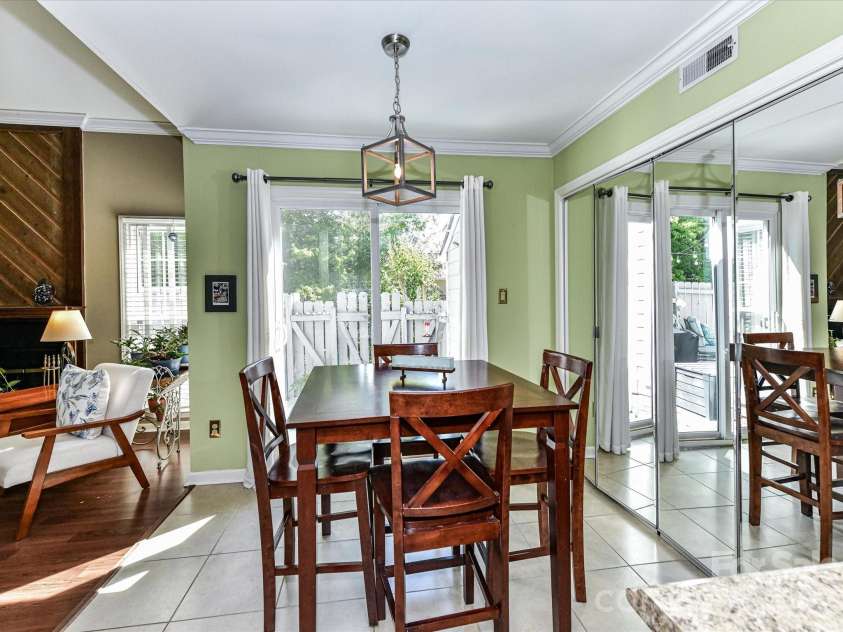 11103 Sevilla Court, Charlotte, NC 28226.  MLS# CAR4373110, YatesRealty ID 27113. 