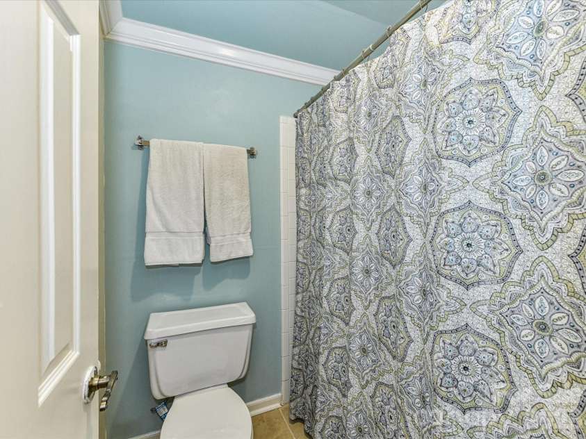 11103 Sevilla Court, Charlotte, NC 28226.  MLS# CAR4373110, YatesRealty ID 27113. 