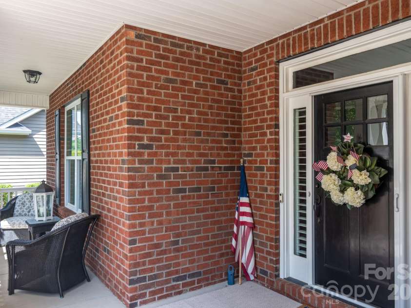 12003 Meetinghouse Drive, Cornelius, NC 28031.  MLS# CAR4384359, YatesRealty ID 27114. 