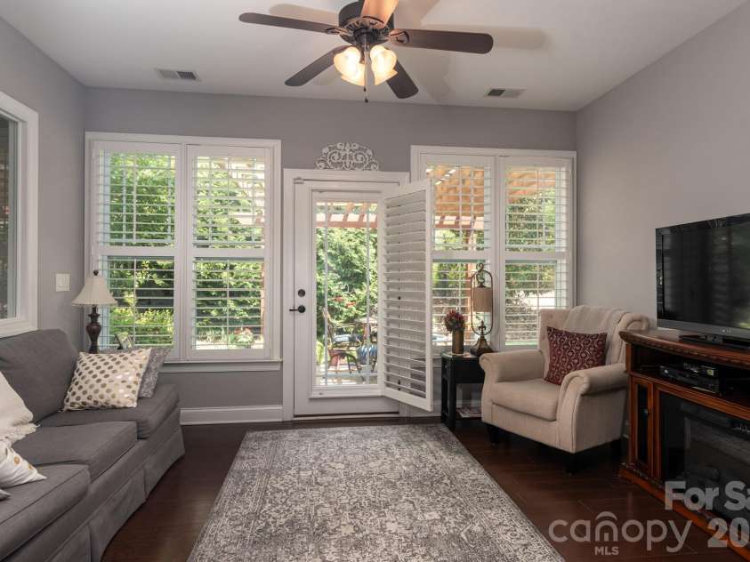 12003 Meetinghouse Drive, Cornelius, NC 28031.  MLS# CAR4384359, YatesRealty ID 27114. 