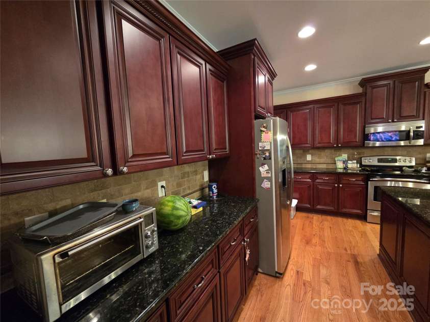 7116 Spruce Pine Trail, Waxhaw, NC 28173.  MLS# CAR4283205, YatesRealty ID 27114. 