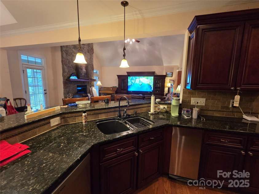 7116 Spruce Pine Trail, Waxhaw, NC 28173.  MLS# CAR4283205, YatesRealty ID 27114. 