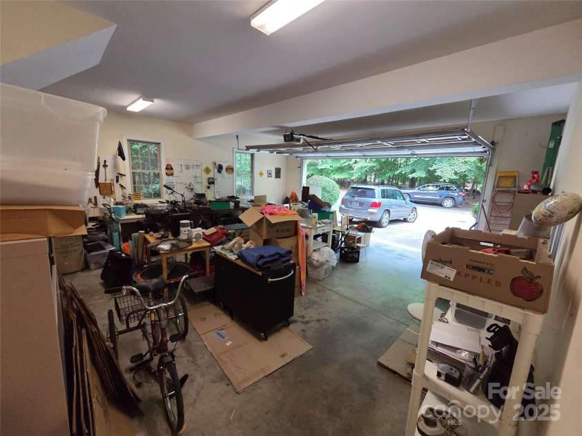 7116 Spruce Pine Trail, Waxhaw, NC 28173.  MLS# CAR4283205, YatesRealty ID 27114. 