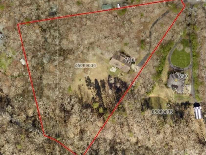 7116 Spruce Pine Trail, Waxhaw, NC 28173.  MLS# CAR4283205, YatesRealty ID 27114. 