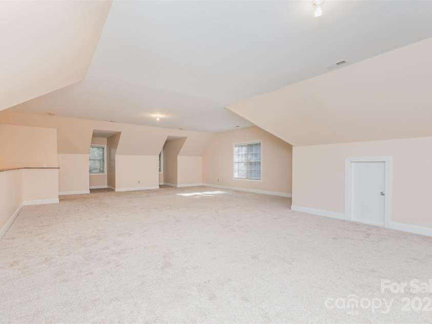 7116 Spruce Pine Trail, Waxhaw, NC 28173.  MLS# CAR4309389, YatesRealty ID 27114. 