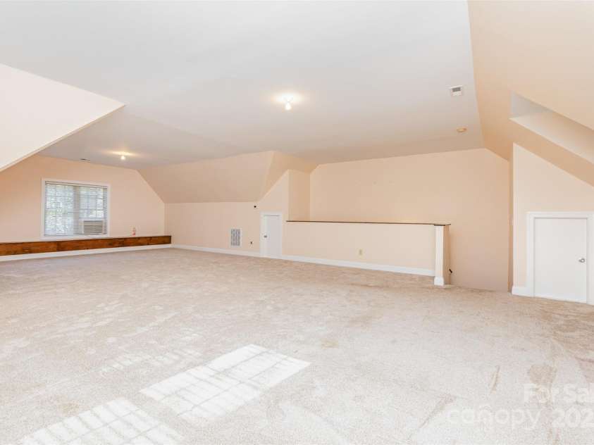 7116 Spruce Pine Trail, Waxhaw, NC 28173.  MLS# CAR4309389, YatesRealty ID 27114. 