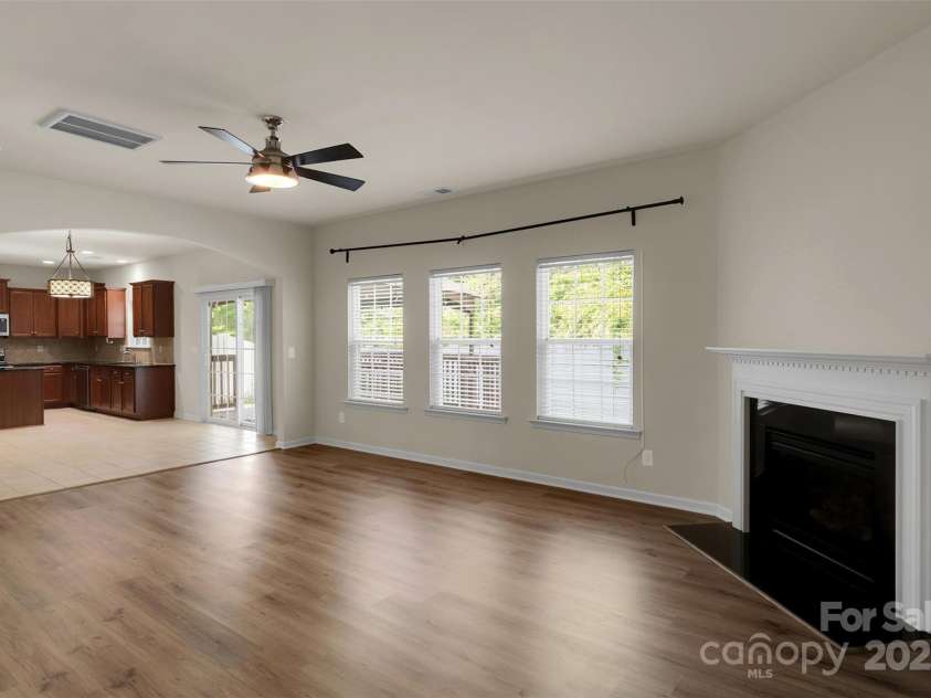 11538 Ardrey Crest Drive, Charlotte, NC 28277.  MLS# CAR4271194, YatesRealty ID 27115. 