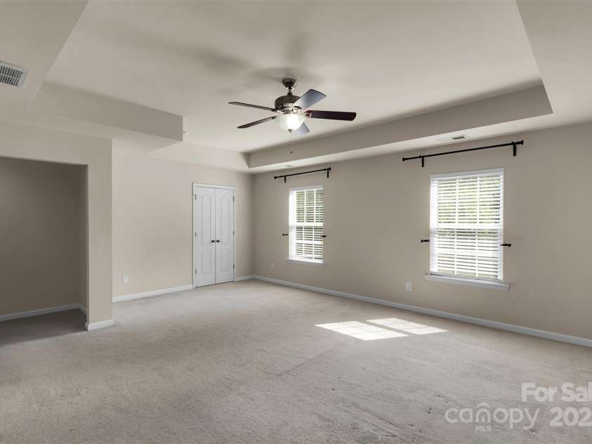 11538 Ardrey Crest Drive, Charlotte, NC 28277.  MLS# CAR4271194, YatesRealty ID 27115. 