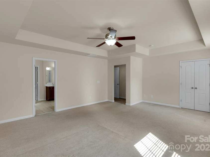 11538 Ardrey Crest Drive, Charlotte, NC 28277.  MLS# CAR4271194, YatesRealty ID 27115. 