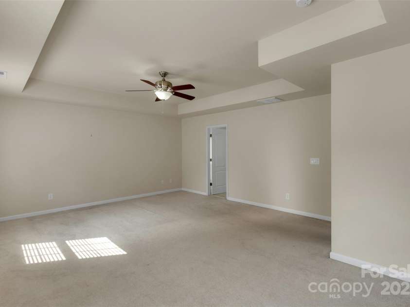 11538 Ardrey Crest Drive, Charlotte, NC 28277.  MLS# CAR4271194, YatesRealty ID 27115. 