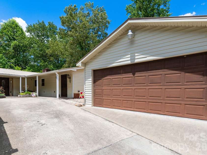 45 and 54 Forsythe Lane, Waynesville, NC 28785.  MLS# CAR4386797, YatesRealty ID 27116. 2 car garage