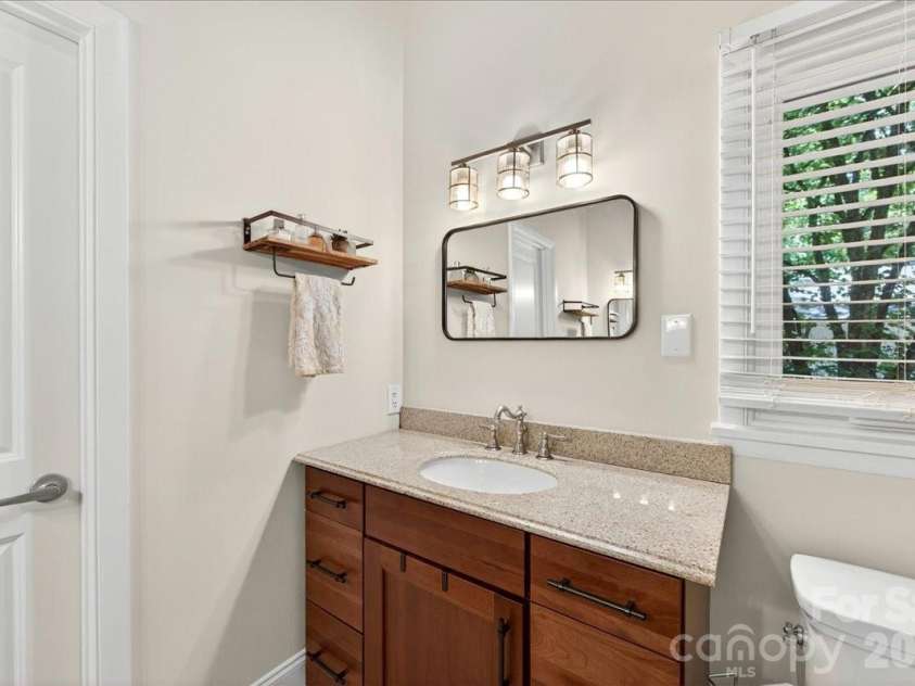 3816 Smokerise Hill Drive, Charlotte, NC 28277.  MLS# CAR4384889, YatesRealty ID 27117. 