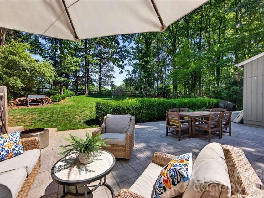 3816 Smokerise Hill Drive, Charlotte, NC 28277.  MLS# CAR4384889, YatesRealty ID 27117. 