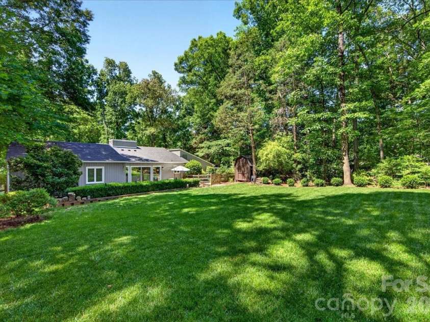 3816 Smokerise Hill Drive, Charlotte, NC 28277.  MLS# CAR4384889, YatesRealty ID 27117. 